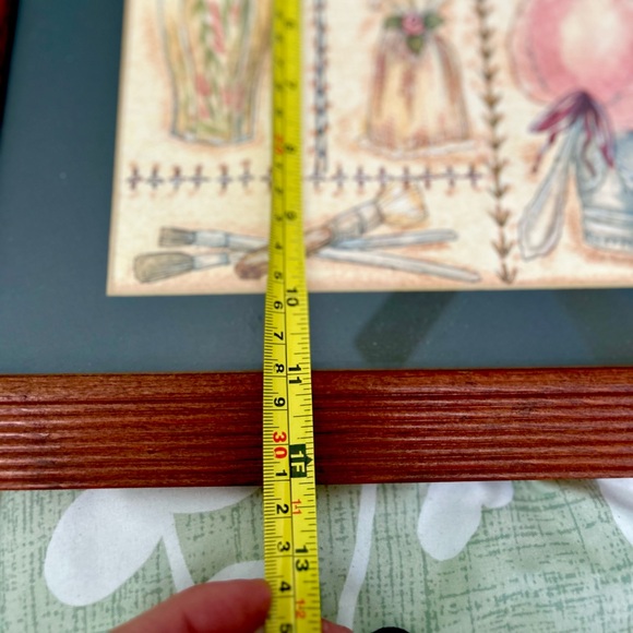 Vintage Bath Vanity Beauty Fashion Sketched Framed Wall Hanging Chic Decor - Picture 4 of 5